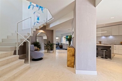A boater's dream, elevated by exceptional interior design - photo 10