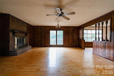 Opportunity awaits in River Bend! Situated on a desirable lot - photo 5