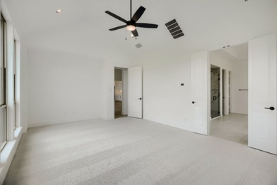 You'll feel right at home in this gorgeous 1-story design with 5 - photo 13