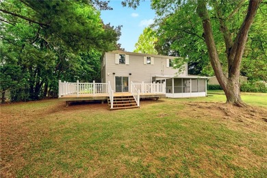 Welcome to 128 Cobblestone Drive! Nestled on a quiet cul-de-sac - photo 25