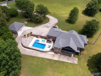 Lake Home For Sale in Guntersville, Alabama