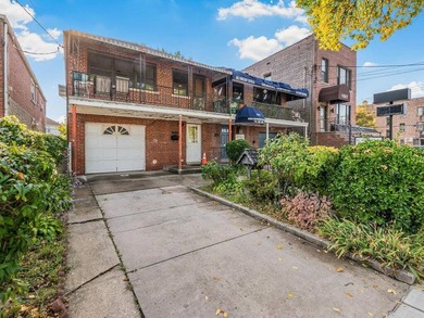 Beautifully maintained brick, semi-detached 2-family home in - photo 2