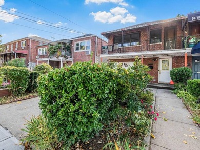 Beautifully maintained brick, semi-detached 2-family home in - photo 3