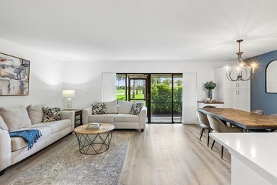 New roof 2026! Beautifully updated 1-bedroom, 1.5-bath townhouse - photo 12