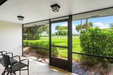 New roof 2026! Beautifully updated 1-bedroom, 1.5-bath townhouse - photo 23