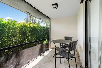 New roof 2026! Beautifully updated 1-bedroom, 1.5-bath townhouse - photo 24