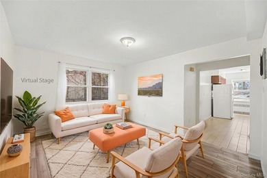 Prime investment opportunity near Flushing! Just a 6-minute walk - photo 2