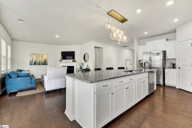Experience the perfect blend of modern design, thoughtful layout - photo 10