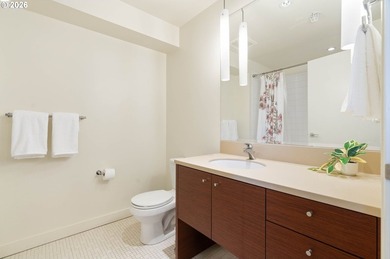 Immaculate Studio on 22nd Floor in the South Waterfront's John