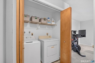 Welcome to this beautifully one-bedroom, one-bath corner unit - photo 9