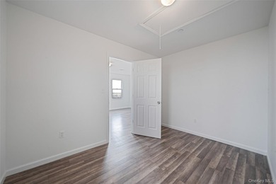 Waterfront Luxury Living | East Patchogue Welcome to an - photo 31