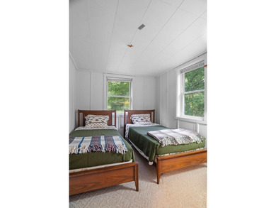 Additional listing photo 2