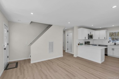 Move Right in to this beautifully updated home, must see! - photo 5