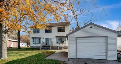 Lake Home For Sale in Winneconne, Wisconsin