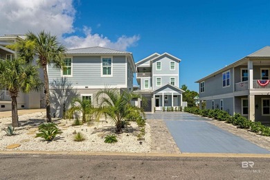 Experience the pinnacle of Gulf Coast luxury in this newly - photo 12