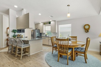 Beautifully updated and impeccably maintained 2-bedroom, 2-bath - photo 12