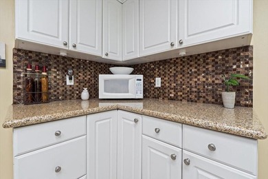 LOVELY UPGRADED MANUFACTURED HOME IN A LAND-OWNED ADULT - photo 12