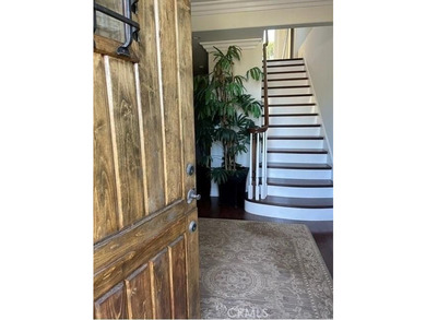 Elegant European style Custom upfront home Understated elegance - photo 13