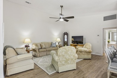 Beautifully updated and impeccably maintained 2-bedroom, 2-bath - photo 13