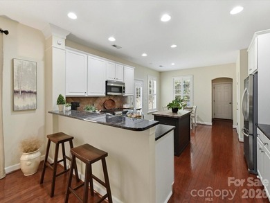 Meticulously maintained, this beautiful 4-bedroom, 2.5-bath home - photo 15
