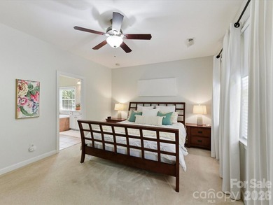 Meticulously maintained, this beautiful 4-bedroom, 2.5-bath home - photo 24