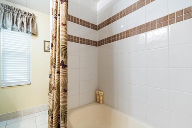 LOVELY UPGRADED MANUFACTURED HOME IN A LAND-OWNED ADULT - photo 29