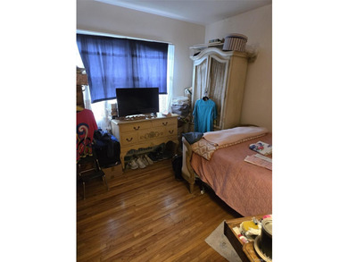 Welcome to this solid, split-level home in the heart of - photo 5