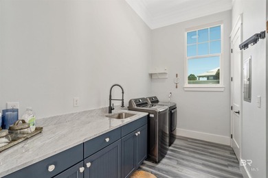 Experience the pinnacle of Gulf Coast luxury in this newly - photo 38