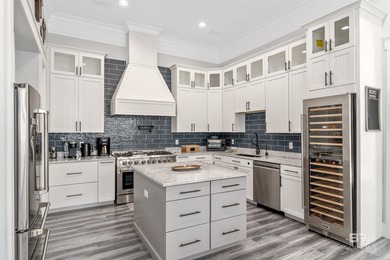 Experience the pinnacle of Gulf Coast luxury in this newly - photo 41