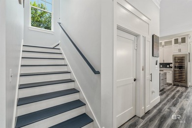 Experience the pinnacle of Gulf Coast luxury in this newly - photo 47
