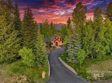 Perched at the top of the ridge with breathtaking panoramic lake - photo 49