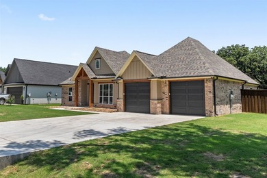 Welcome to this stunning new construction home located in Cedar - photo 3