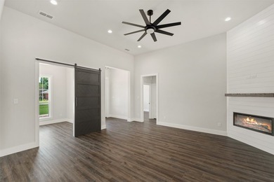 Welcome to this stunning new construction home located in Cedar - photo 8
