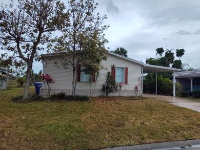 Lake Home For Sale in Vero Beach, Florida