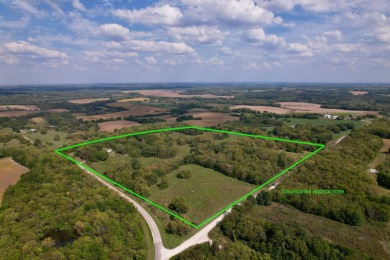 (private lake, pond, creek) Acreage For Sale in Cowgill Missouri
