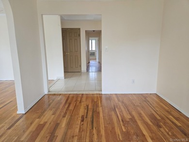 Spacious Hi-Ranch offering 4 bedrooms, 3 full baths, a bright - photo 19