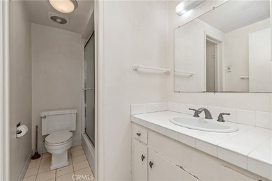Potential! Potential! First time on the market in 50 years. This - photo 23