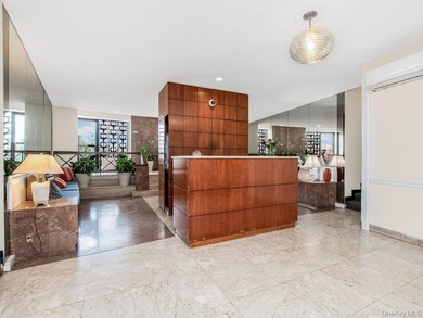 Gorgeous Totally Renovated Spacious One Bedroom in Riverdale's - photo 4