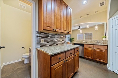 Perfect Island living! Spacious 3-bedroom, 2.5-bath townhome in - photo 15