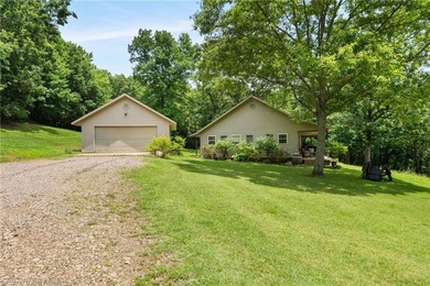 Escape to the Ozarks at 13111 Rib Lane in Mountainburg, Arkansas - photo 9