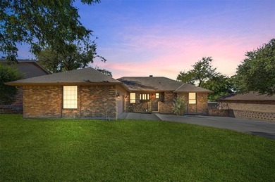 Lake Ray Hubbard Home For Sale in Rockwall Texas