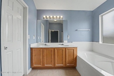Adorable 3br/2ba home located in the Fairfield subdivision and - photo 12