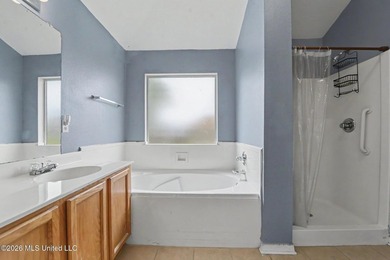 Adorable 3br/2ba home located in the Fairfield subdivision and - photo 13