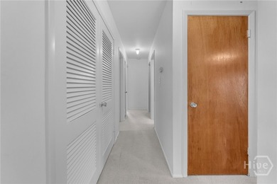 Age is just a number! Well-maintained and move-in ready, this - photo 14