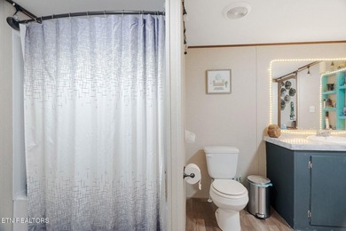 MOVE-IN READY - BUILT IN 2019 - 4 BEDROOMS - 1 ACRE - SELLER - photo 14