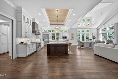 Stunning custom-built luxury home overlooking the beautiful - photo 14