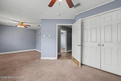 Adorable 3br/2ba home located in the Fairfield subdivision and - photo 15