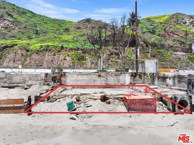 A Rare Coastal Canvas Awaits on the Iconic Pacific Coast Highway - photo 16