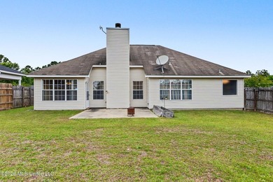 Adorable 3br/2ba home located in the Fairfield subdivision and - photo 21