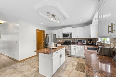 Luxury Living with Spectacular Golf Course Views! Welcome to - photo 22